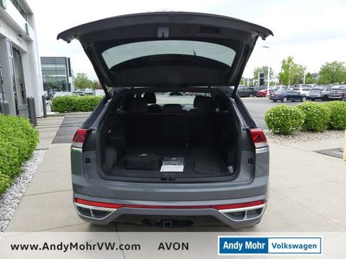 Certified 2023 Volkswagen Atlas Cross Sport SEL Premium R-Line AWD/4WD image 10