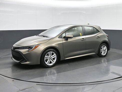 Used 2020 Toyota Corolla SE FWD image 3