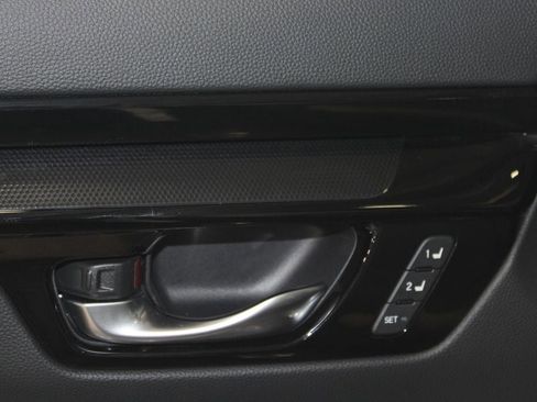 Used 2024 Honda CR-V EX-L image 8