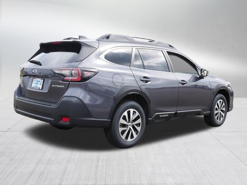 Certified 2024 Subaru Outback Premium AWD/4WD image 7
