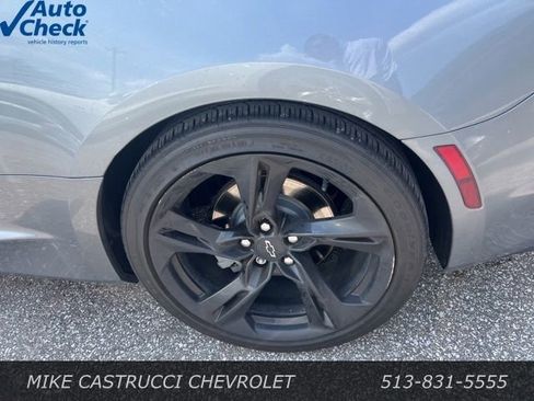 Used 2021 Chevrolet Camaro LT w/ RS Package RWD image 5