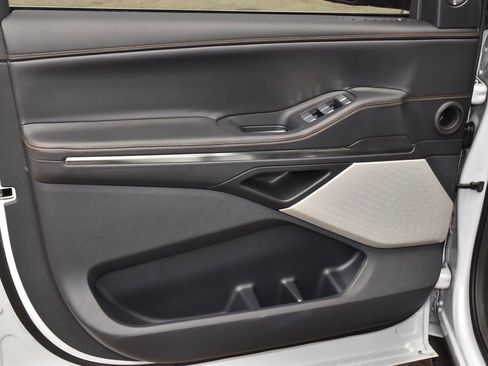 New 2026 Lincoln Navigator Black Label AWD/4WD image 39