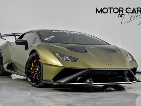 Used 2023 Lamborghini Huracan STO image 1