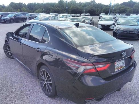 Used 2024 Toyota Camry SE FWD image 7