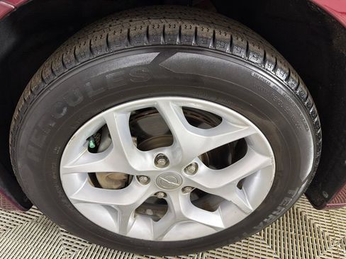 Used 2018 Chrysler Pacifica Touring Plus w/ Tire & Wheel Group image 11