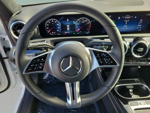 Certified 2026 Mercedes-Benz CLA 250 image 25