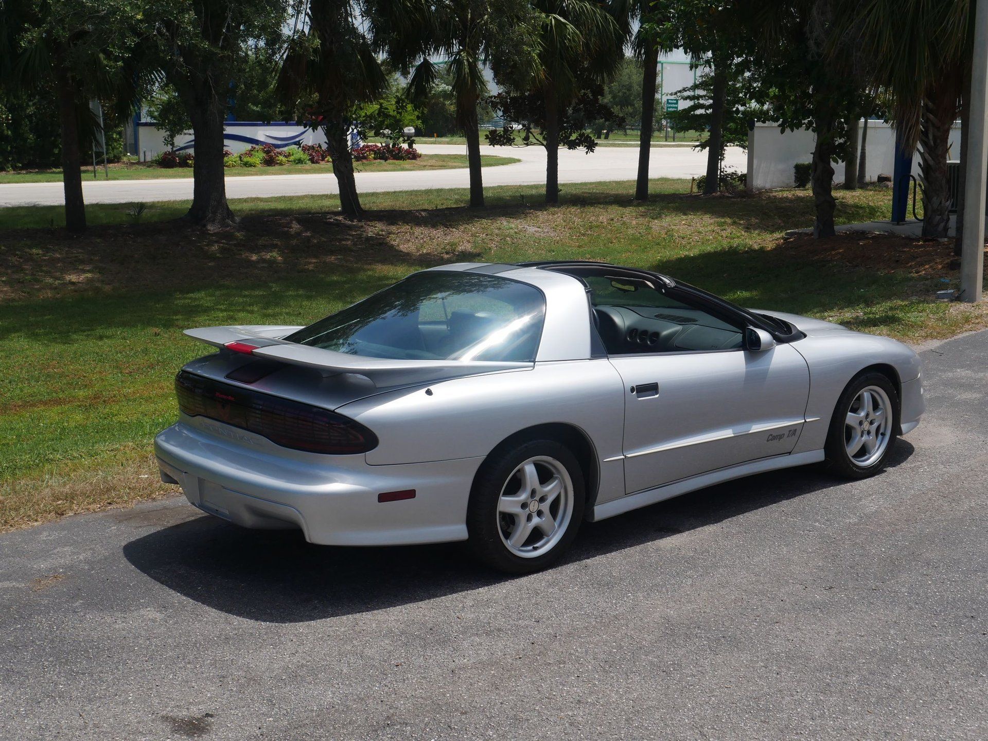 Used 1997 Pontiac Firebird Trans Am RWD image 48