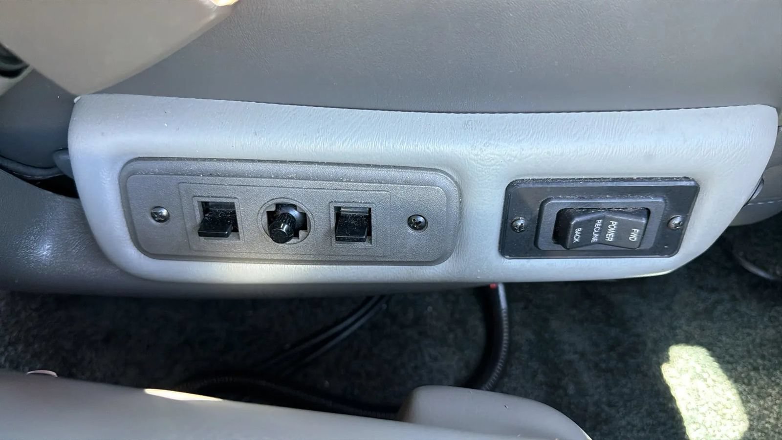 Used 2019 GMC Savana 2500 w/ Enhanced Convenience Package RWD image 41