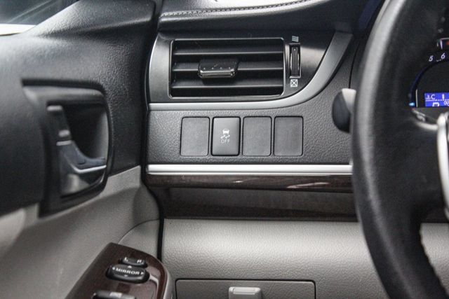 Used 2012 Toyota Camry XLE FWD image 20