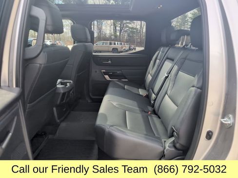 Used 2025 Toyota Tundra Limited AWD/4WD image 25