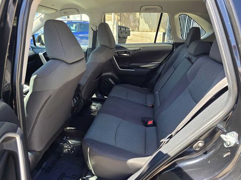 Used 2024 Toyota RAV4 XLE FWD image 16