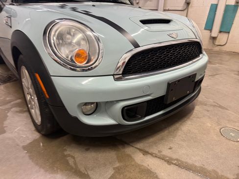 Used 2011 MINI Cooper S image 2