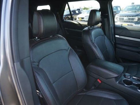 Used 2018 Ford Explorer Sport w/ Equipment Group 401A AWD/4WD image 22