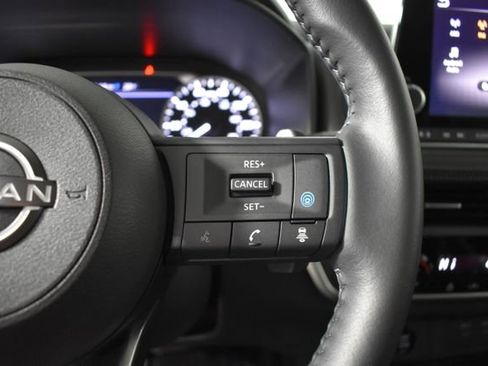 Certified 2024 Nissan Rogue SV w/ SV Premium Package image 17