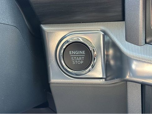 New 2026 Ford F150 Lariat w/ Equipment Group 502A High image 24