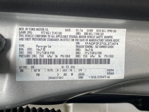 Used 2016 Ford Focus SE w/ SE Power Seat Package FWD image 38