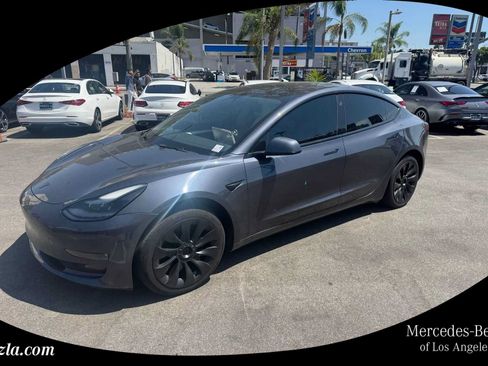 Used 2022 Tesla Model 3 Long Range AWD/4WD image 1