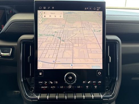 New 2026 GMC Yukon AT4 Ultimate AWD/4WD image 9