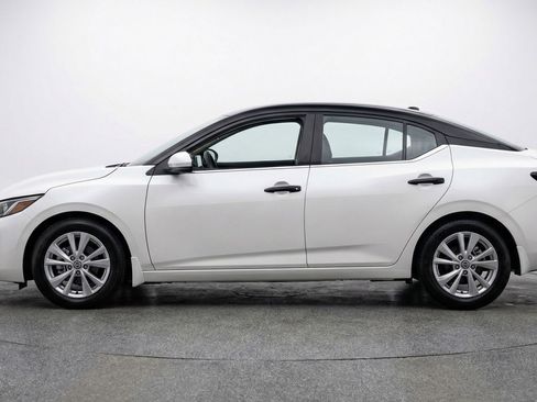 Used 2025 Nissan Sentra S FWD image 5
