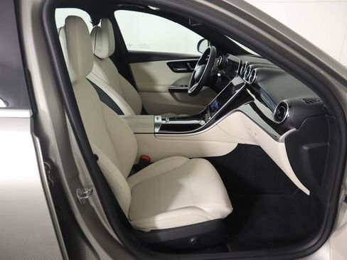 Certified 2022 Mercedes-Benz C 300 4MATIC Sedan image 21