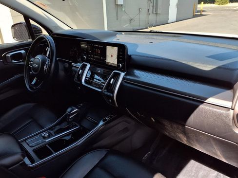 Used 2022 Kia Sorento S w/ Panoramic Sunroof Package FWD image 24
