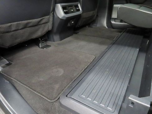 Used 2025 Ford F250 Lariat w/ Lariat Ultimate Package image 72