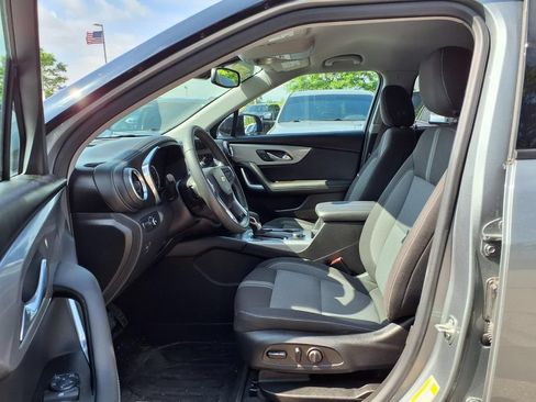 Used 2023 Chevrolet Blazer LT w/ Convenience Package FWD image 17