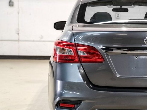 Used 2019 Nissan Sentra SV FWD image 45