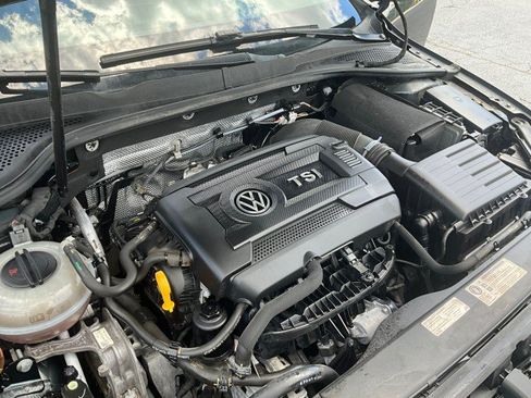 Used 2015 Volkswagen GTI S FWD image 10