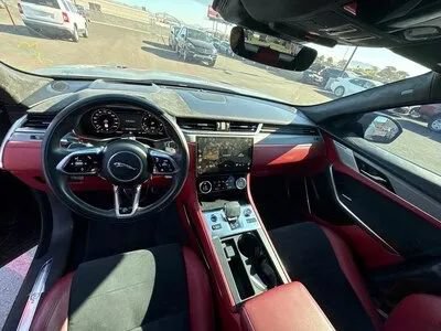 Used 2022 Jaguar F-PACE SVR AWD/4WD image 5