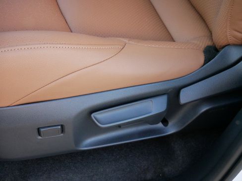 Certified 2025 Toyota 4Runner TRD Off-Road image 21