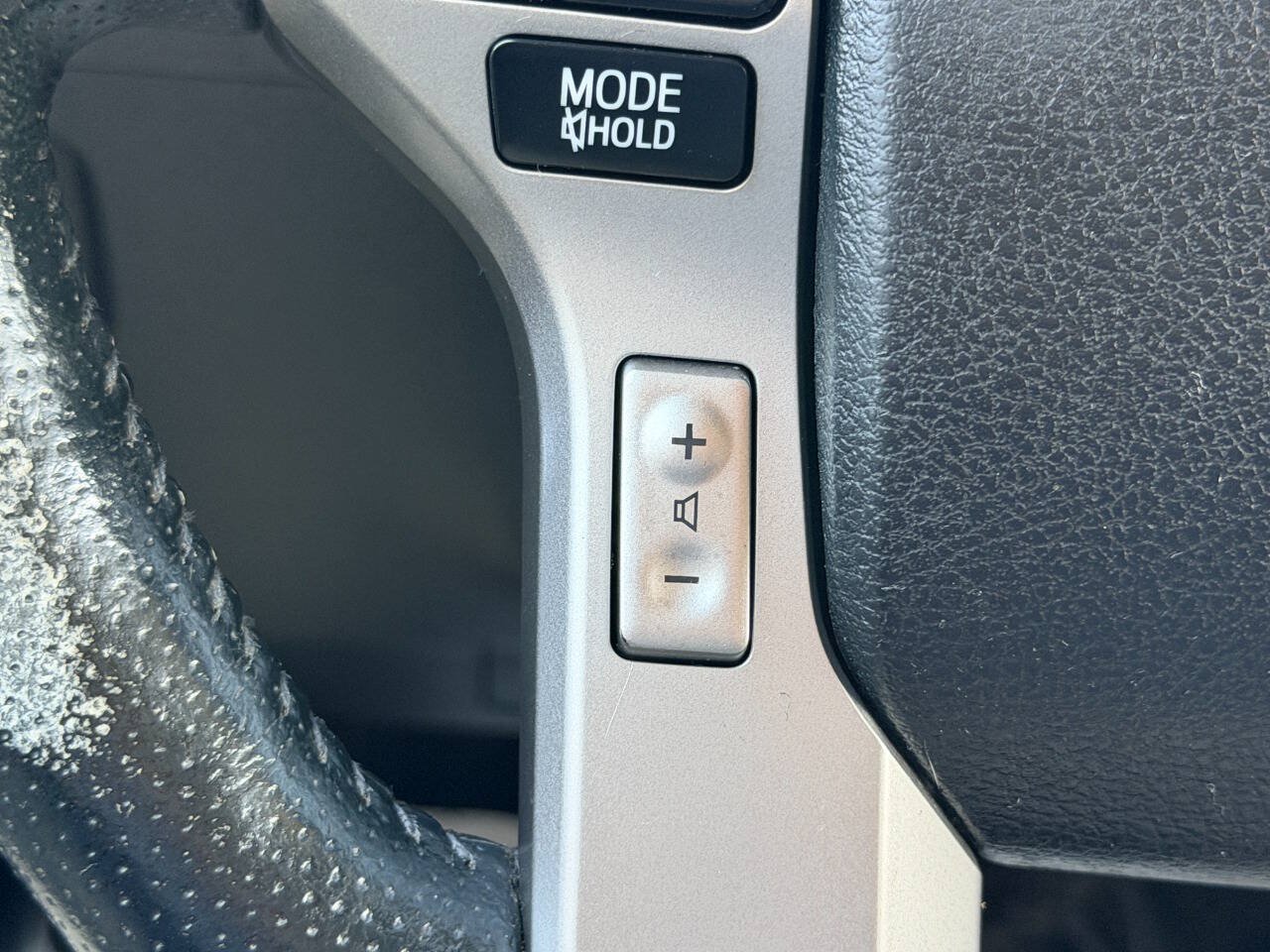 Used 2016 Toyota 4Runner Limited AWD/4WD image 38
