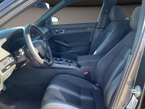 Used 2025 Honda Civic Sport image 12
