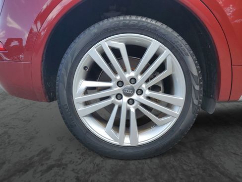 Used 2019 Audi Q5 Premium w/ Premium Plus Package AWD/4WD image 5