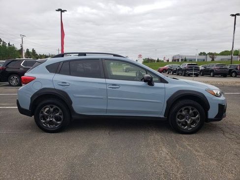 Used 2022 Subaru Crosstrek 2.5i Sport w/ Moonroof Package AWD/4WD image 2