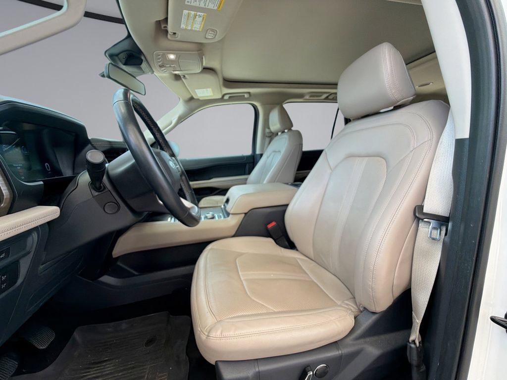 Used 2022 Ford Expedition Max Limited AWD/4WD image 30