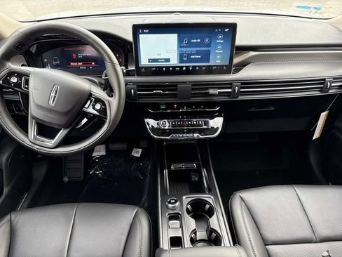 New 2026 Lincoln Corsair Reserve w/ Jet Appearance Package image 16