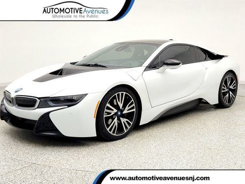 Used 2015 BMW i8 AWD/4WD image 1