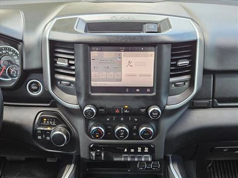 Used 2022 RAM 1500 Big Horn AWD/4WD image 14