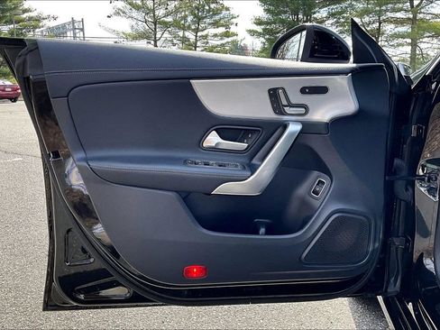 Certified 2020 Mercedes-Benz CLA 250 4MATIC image 17