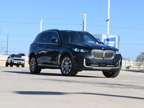 Used 2025 BMW X5 xDrive40i image 2