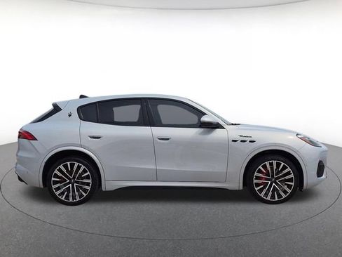 Used 2023 Maserati Grecale Modena AWD/4WD image 4