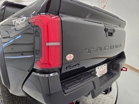 New 2026 Toyota Tacoma TRD Off-Road AWD/4WD image 22