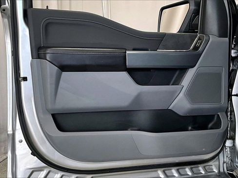 Used 2024 Ford F150 XLT w/ Mobile Office Package image 25