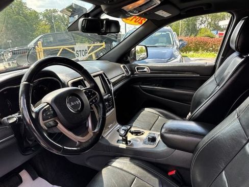 Used 2015 Jeep Grand Cherokee Overland w/ Advanced Technology Group AWD/4WD image 10