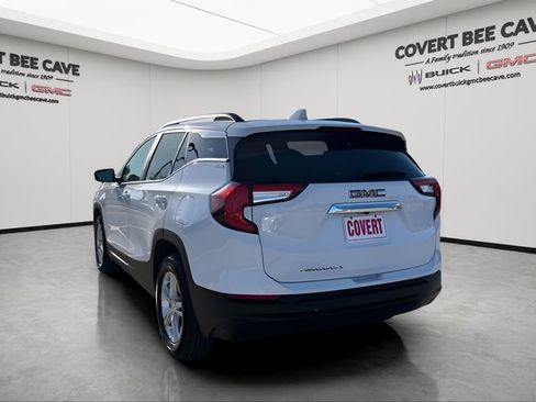 Used 2022 GMC Terrain SLE w/ Driver Convenience Package image 7