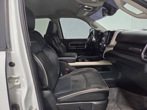 Used 2023 RAM 2500 Laramie AWD/4WD image 16