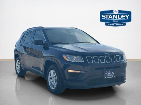 Used 2021 Jeep Compass Sport w/ Cold Weather Group FWD image 1