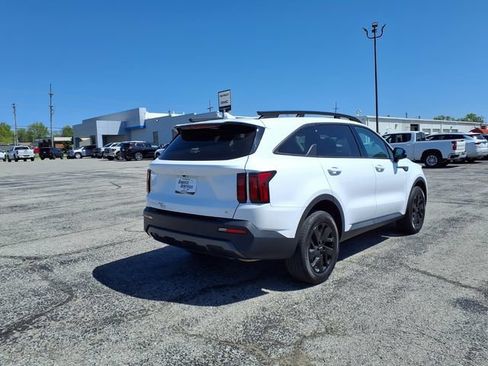 Used 2023 Kia Sorento S w/ Panoramic Sunroof Package AWD/4WD image 24