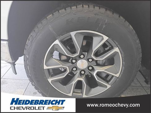 Certified 2023 Chevrolet Silverado 1500 LT image 10